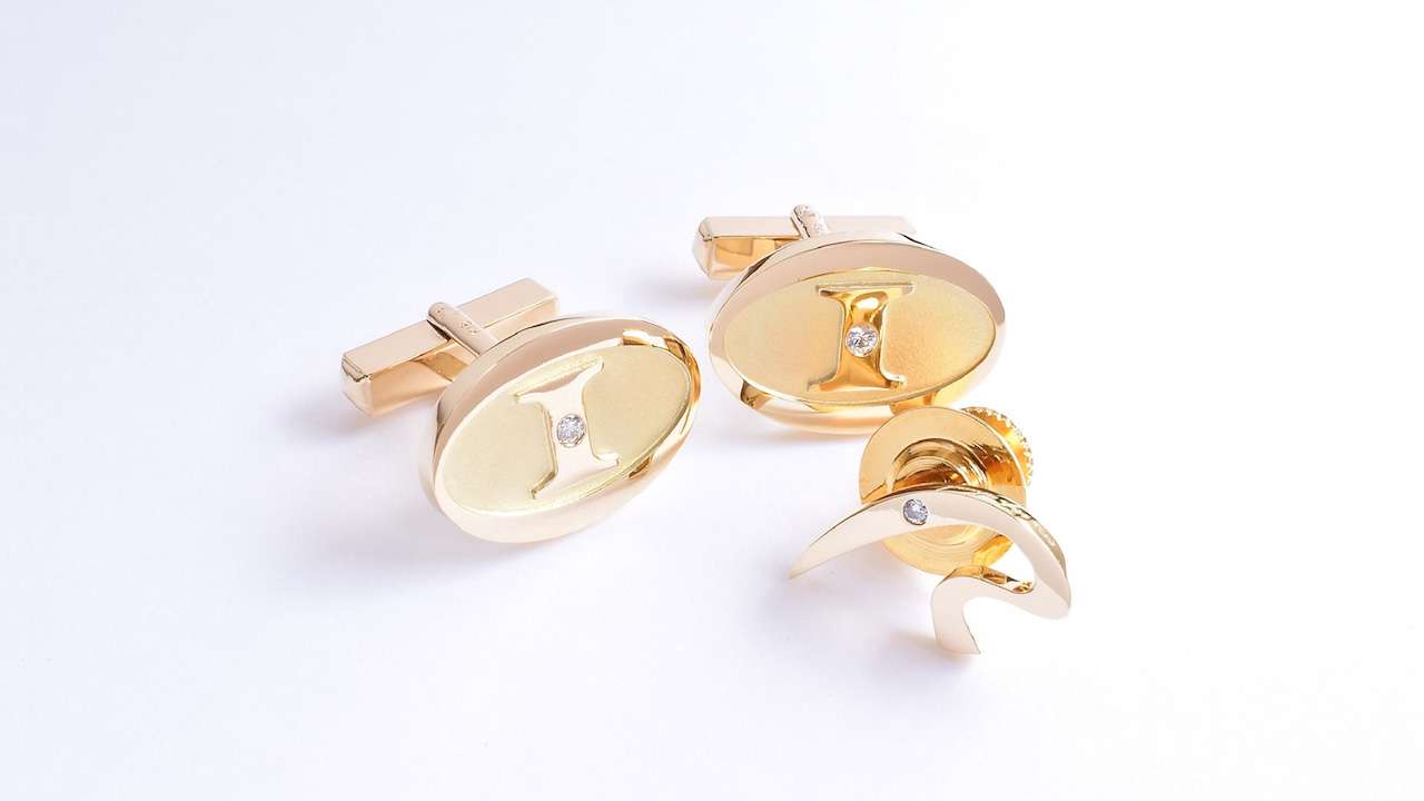 【神戸のオーダージュエリー】K18YG ダイヤモンド カフス/社章　ご依頼から完成まで