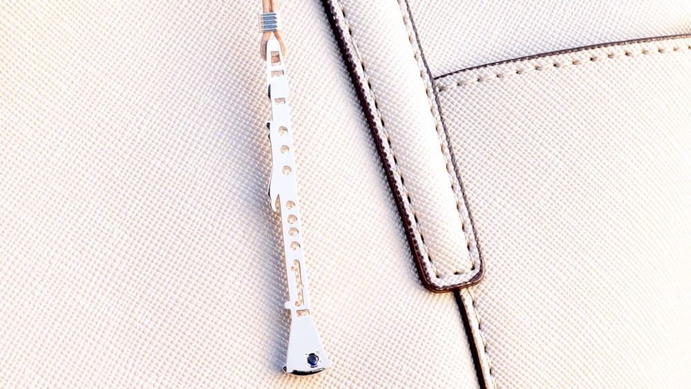 クラリネット 3㎜ (M) シルエットチャーム <br>（プラチナコーティング／宝石留め）